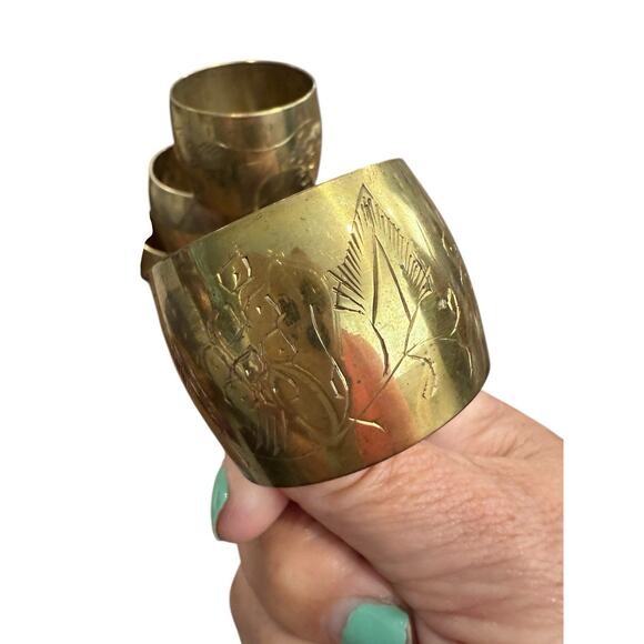 Vintage Etched Brass Napkin Rings Gold Floral Band Set of 8 India - Picture 6 of 8